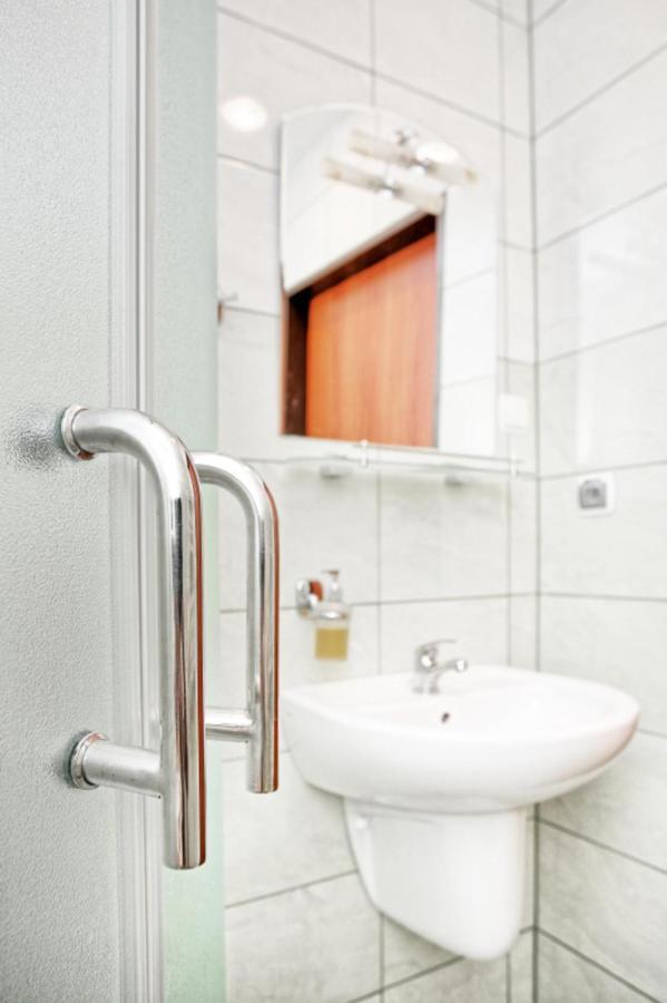 Hotel Best Inn Bydgoszcz Rum bild